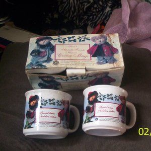 Boyd's Bears Christmas Mugs